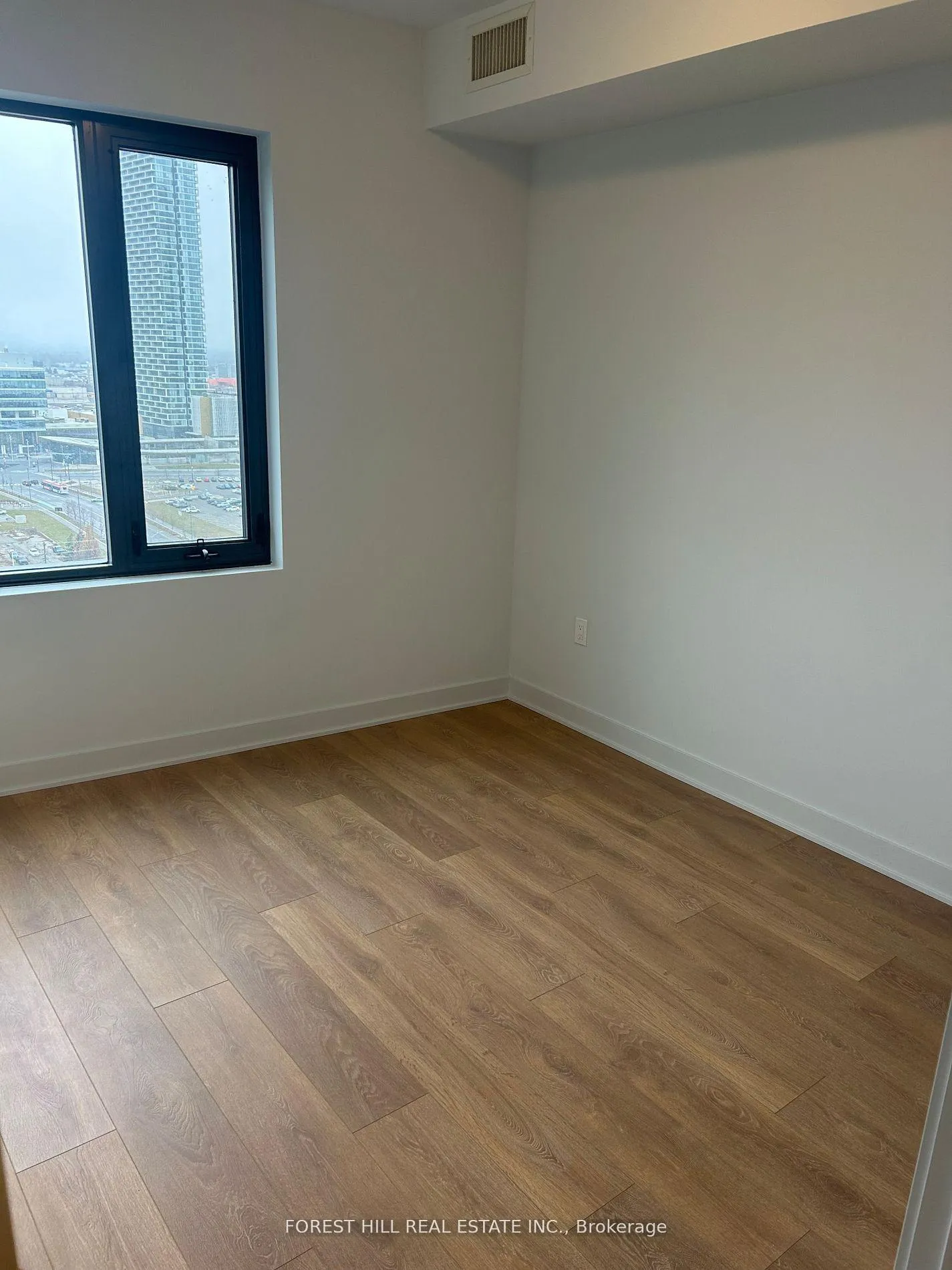 Photo 7 of Unit 1702, 2920 Highway 7 W, Vaughan, Concord — HOMEH