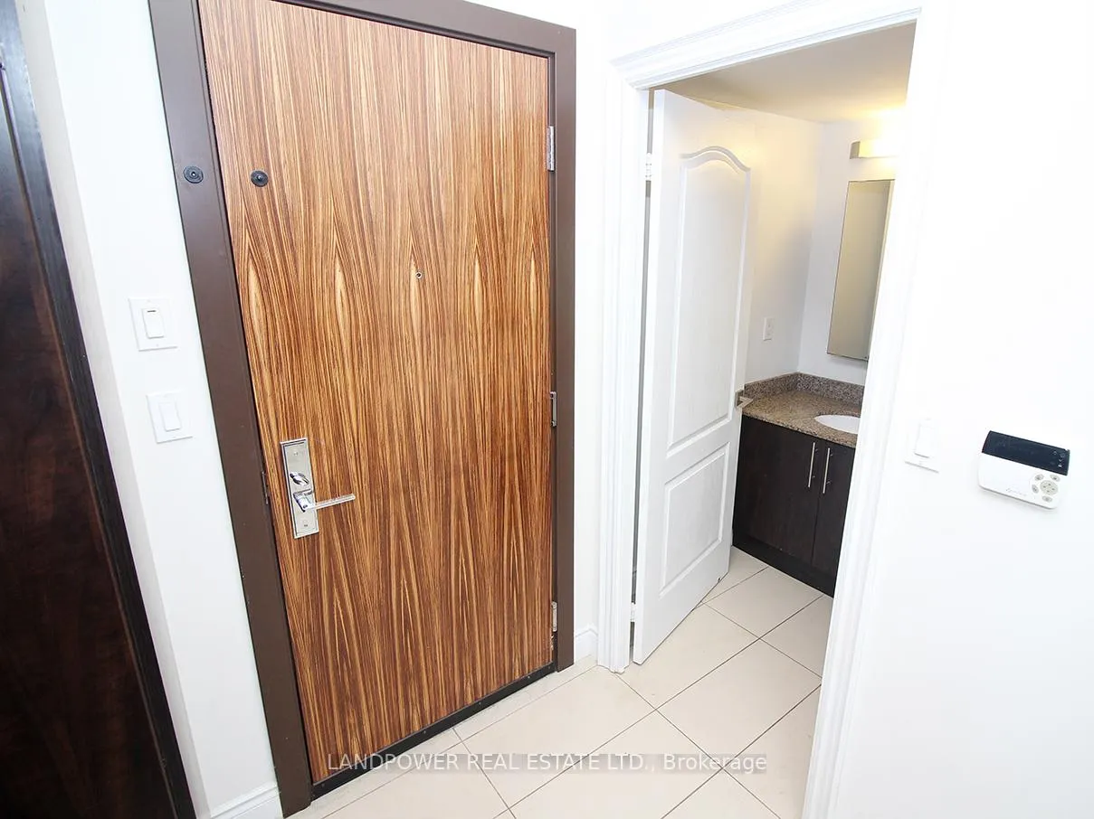 Photo 4 of Unit 118, 50 Clegg Road, Markham, Unionville — HOMEH