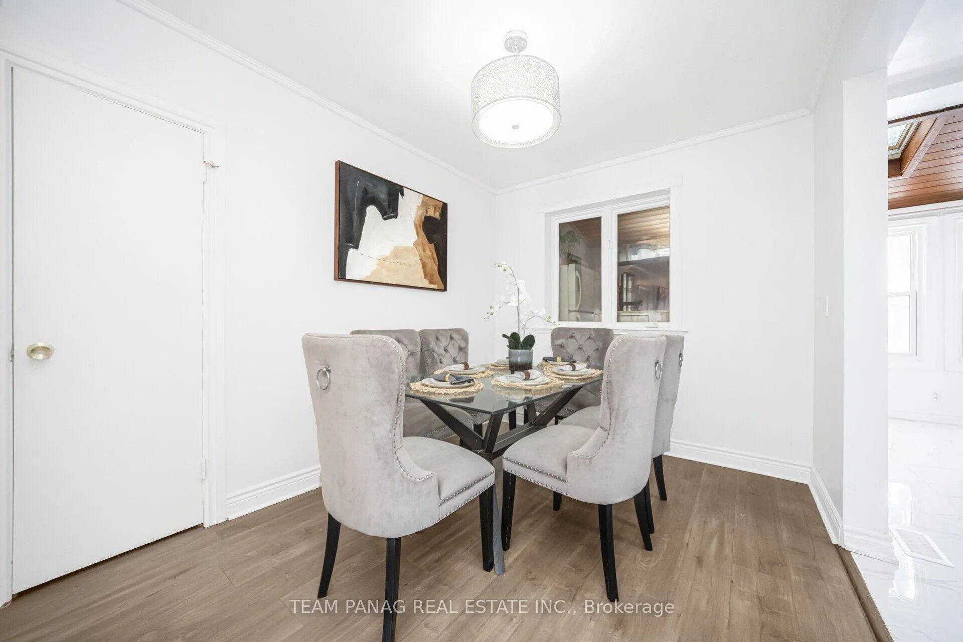 Photo 11 of 30 Parkway Avenue, Brampton, Northwood Park — HOMEH