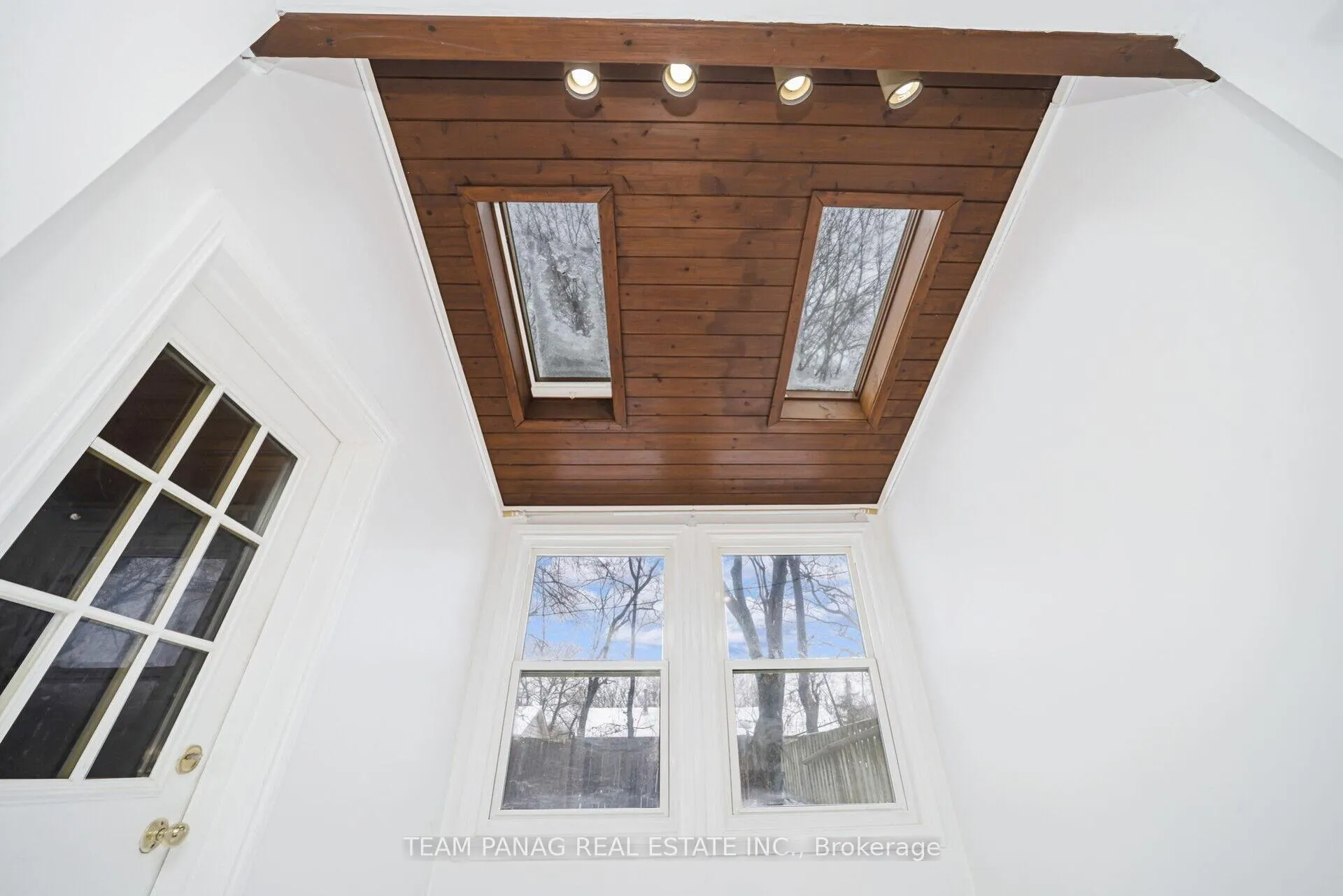 Photo 19 of 30 Parkway Avenue, Brampton, Northwood Park — HOMEH