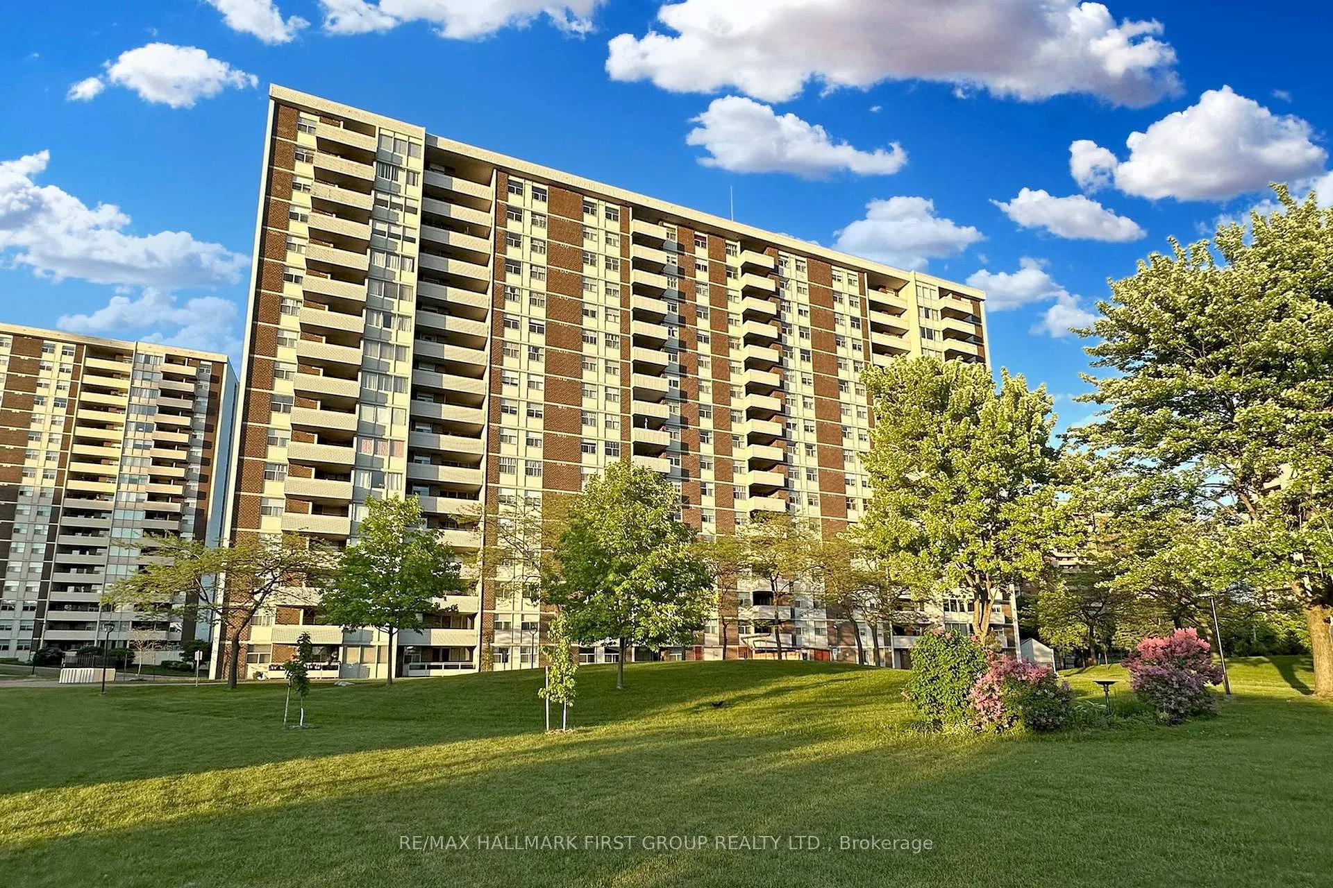 Photo 1 of Unit 310, 44 Falby Court, Ajax, South East — HOMEH
