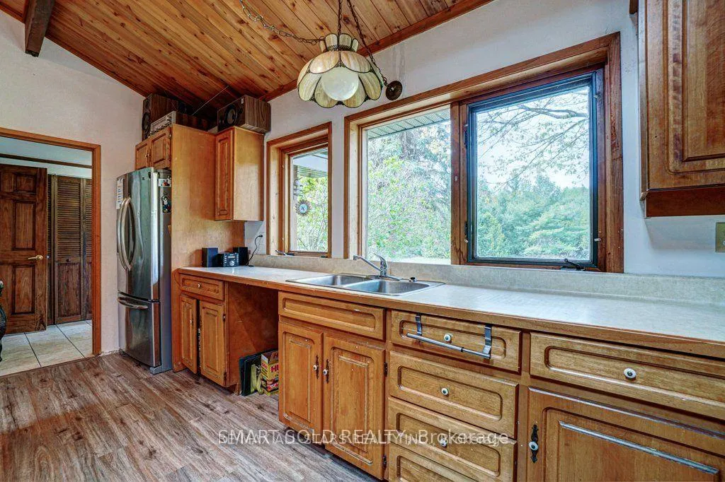 Photo 7 of 335 Ashworth Road, Uxbridge, Rural Uxbridge — HOMEH