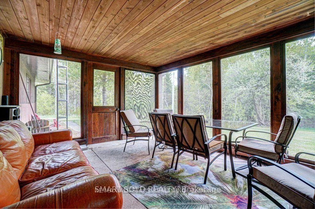 Photo 12 of 335 Ashworth Road, Uxbridge, Rural Uxbridge — HOMEH