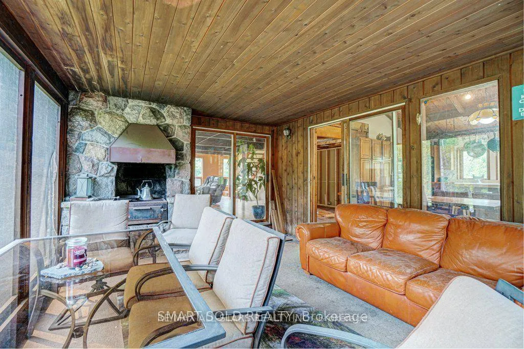 Photo 13 of 335 Ashworth Road, Uxbridge, Rural Uxbridge — HOMEH