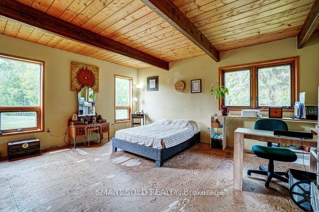 Photo 18 of 335 Ashworth Road, Uxbridge, Rural Uxbridge — HOMEH