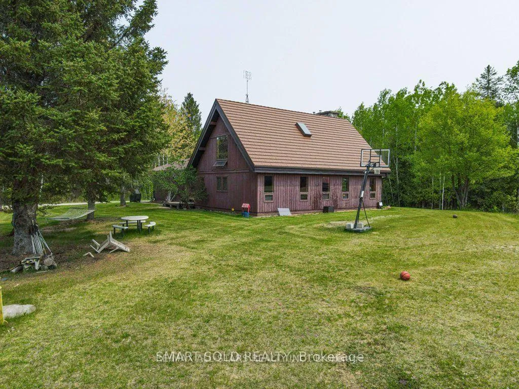 Photo 32 of 335 Ashworth Road, Uxbridge, Rural Uxbridge — HOMEH