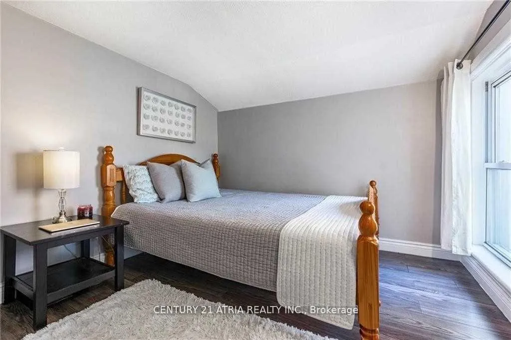 Photo 7 of 182 John Street, Hamilton, Beasley — HOMEH