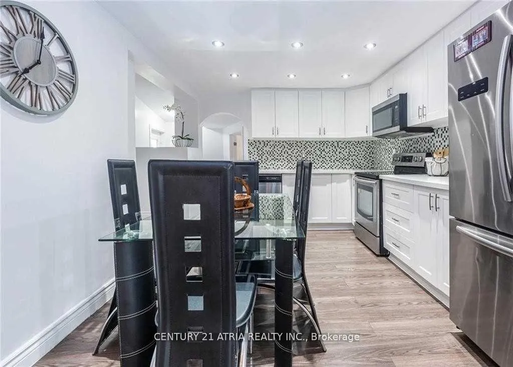 Photo 14 of 182 John Street, Hamilton, Beasley — HOMEH