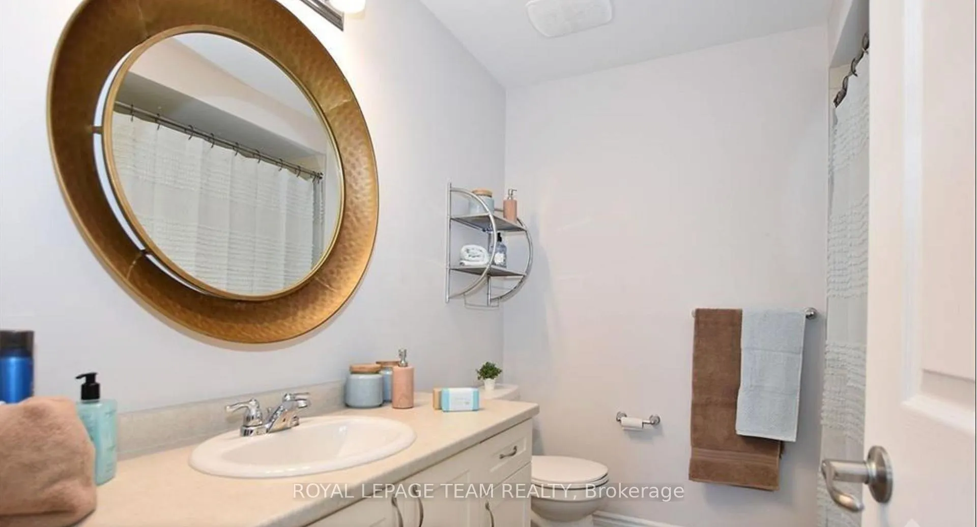 Photo 18 of 707 Juneberry Lane, Ottawa, Kanata - Emerald Meadows/Trailwest — HOMEH