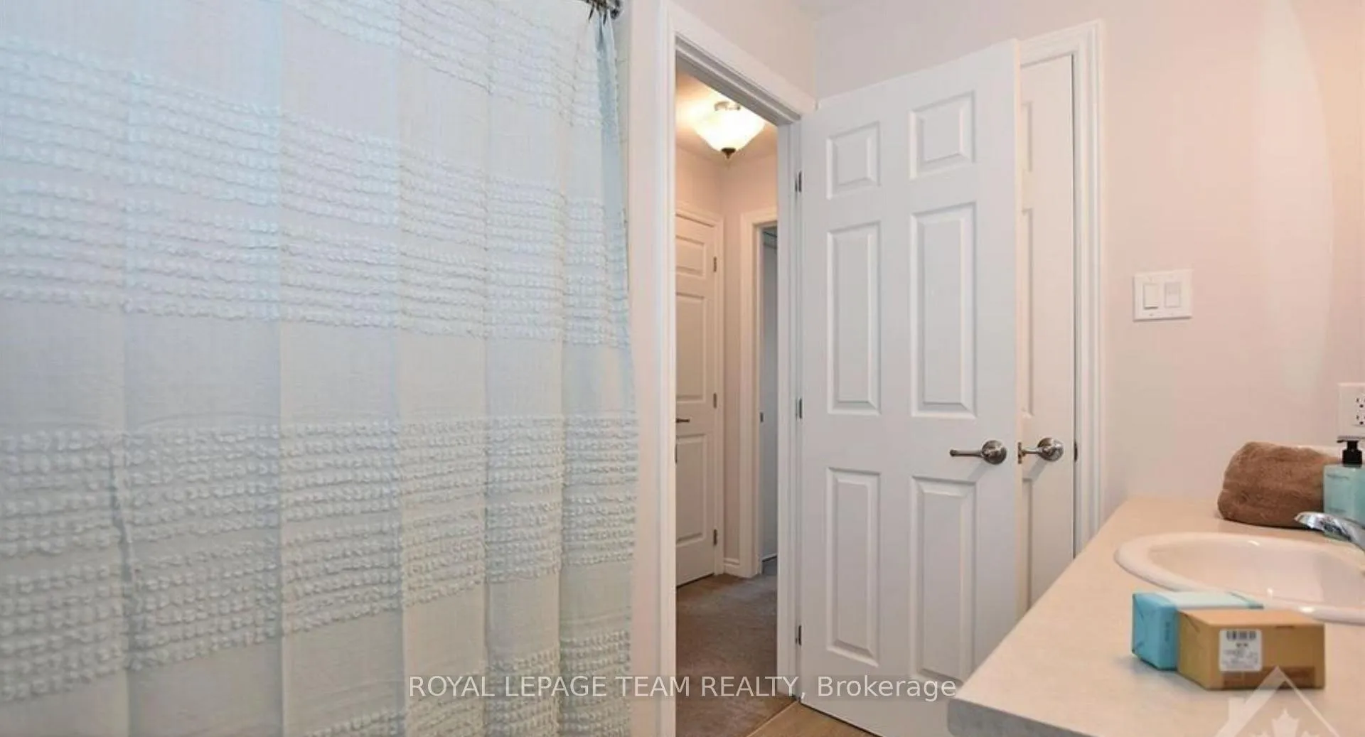 Photo 19 of 707 Juneberry Lane, Ottawa, Kanata - Emerald Meadows/Trailwest — HOMEH