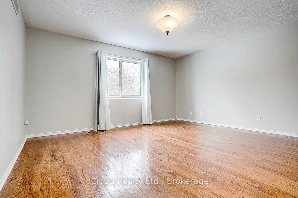 Photo 13 of 77 Jarvis Drive, Port Hope — HOMEH