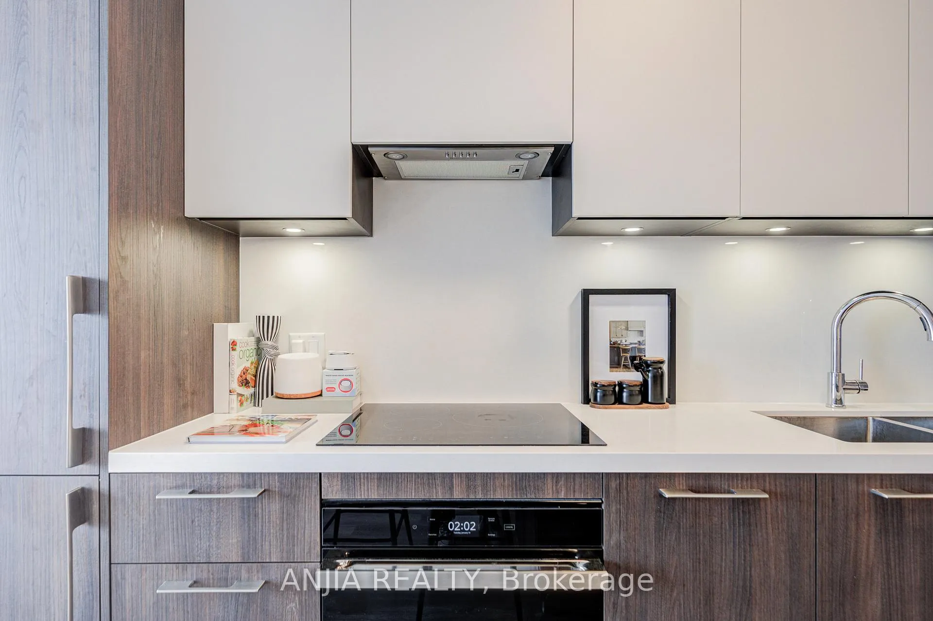Photo 10 of Unit 2907, 18 Water Walk Drive, Markham, Unionville — HOMEH