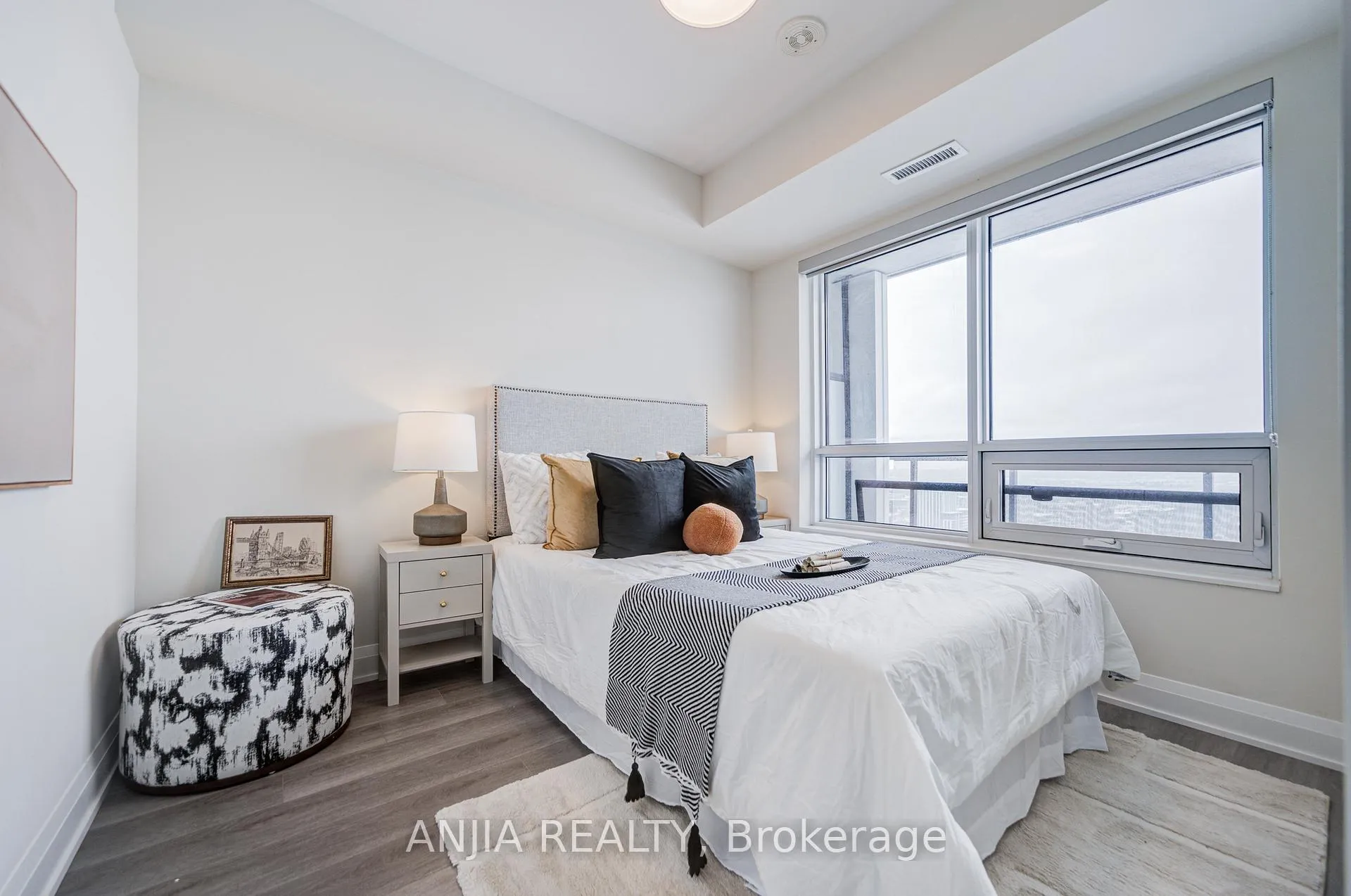 Photo 14 of Unit 2907, 18 Water Walk Drive, Markham, Unionville — HOMEH