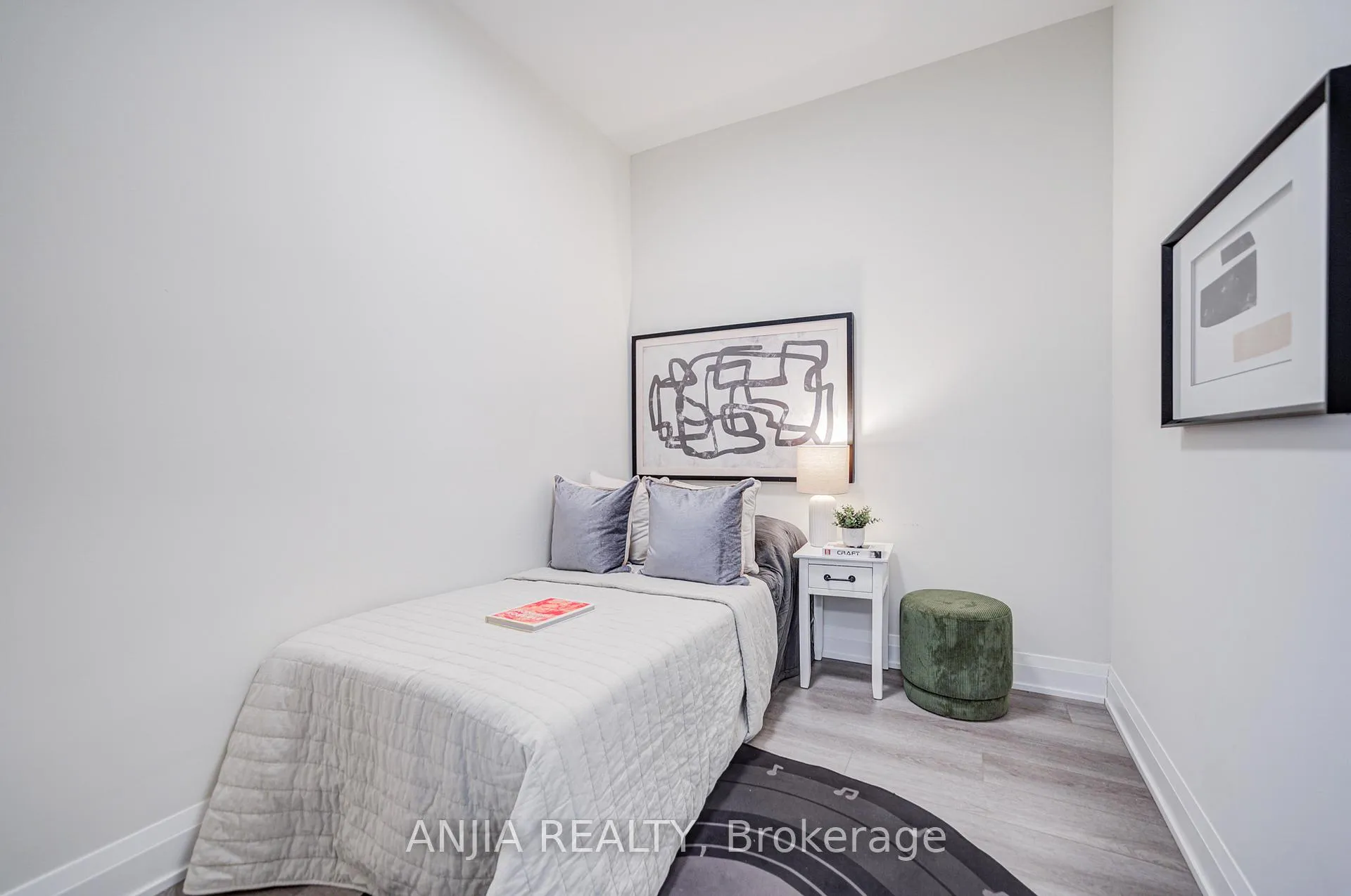 Photo 18 of Unit 2907, 18 Water Walk Drive, Markham, Unionville — HOMEH