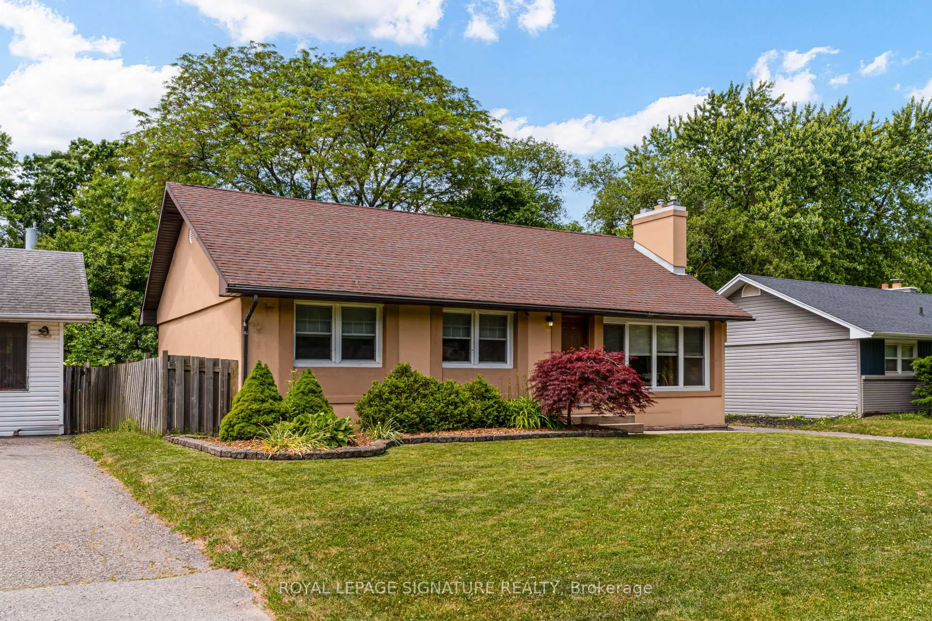 Photo 2 of 14 Caroline Street, St. Catharines, Glendale/Glenridge — HOMEH