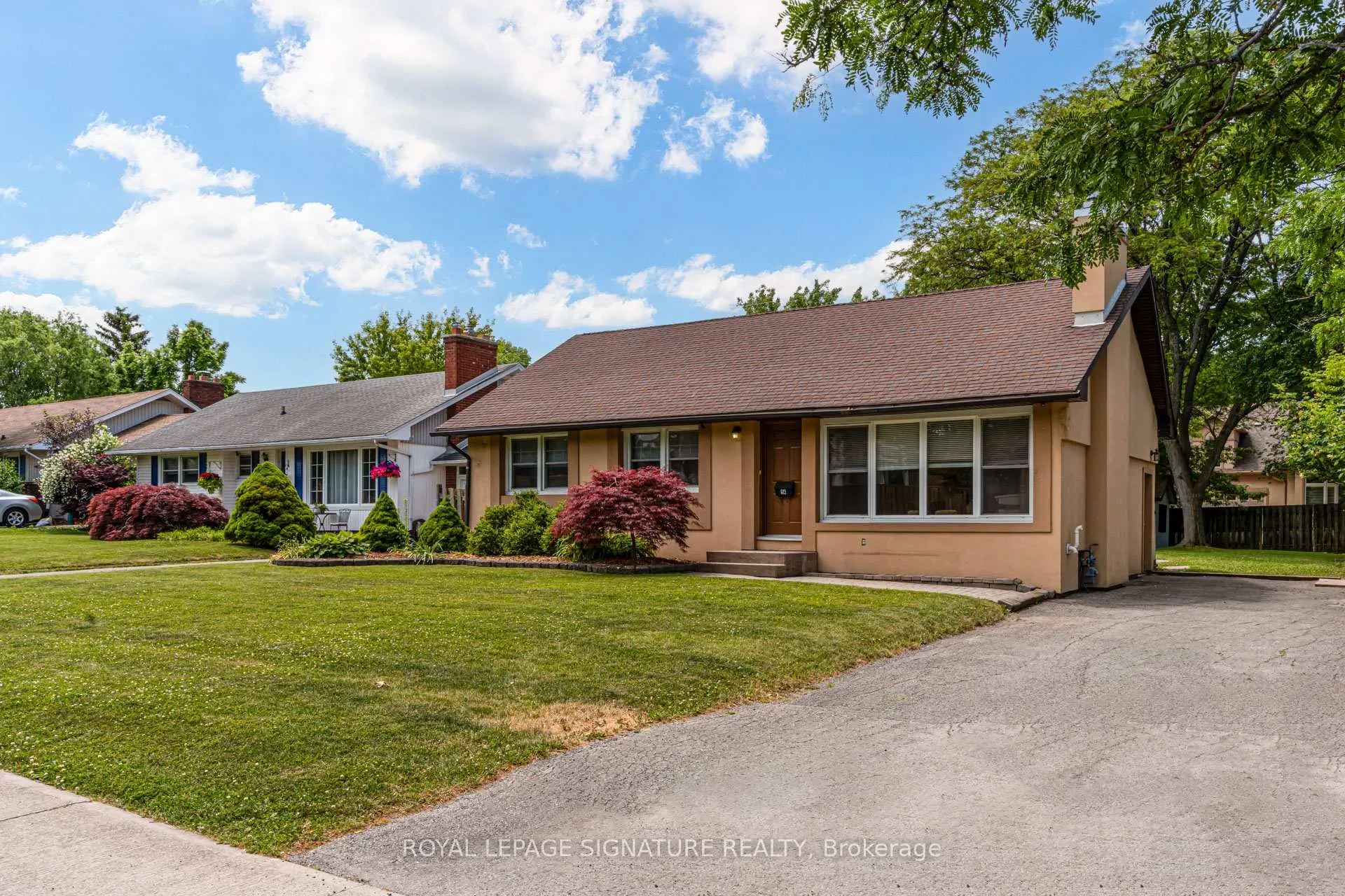 Photo 3 of 14 Caroline Street, St. Catharines, Glendale/Glenridge — HOMEH