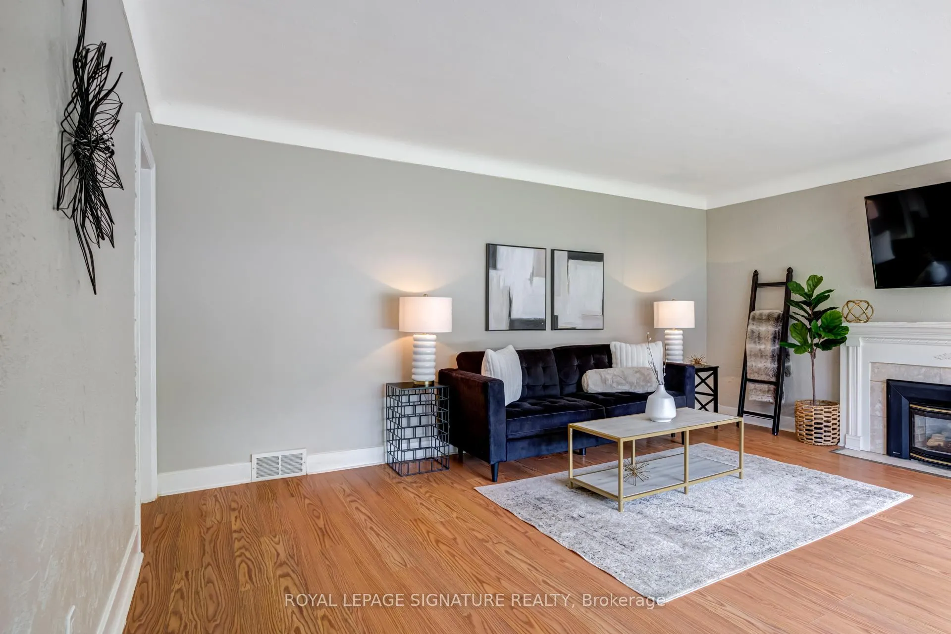 Photo 8 of 14 Caroline Street, St. Catharines, Glendale/Glenridge — HOMEH