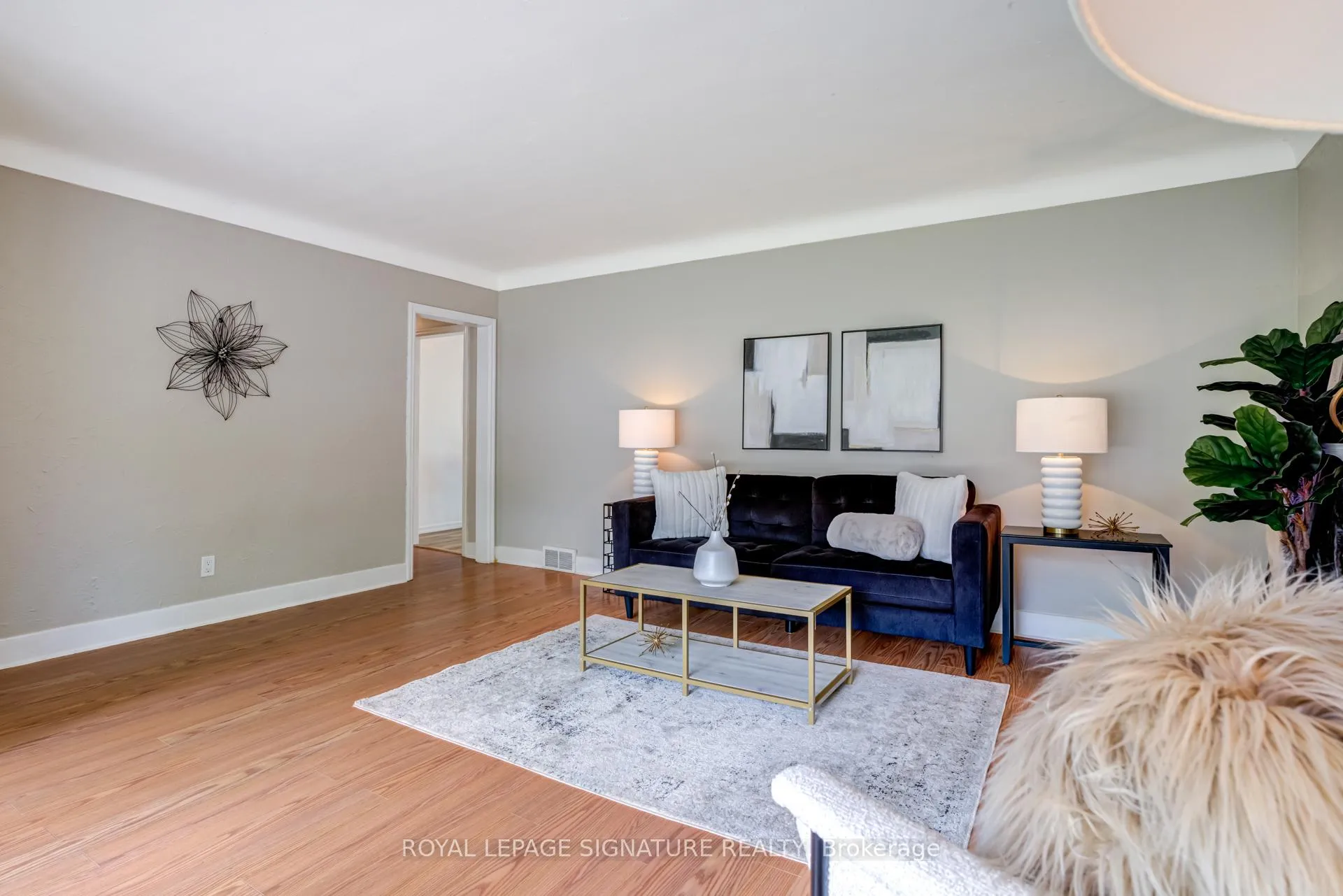 Photo 11 of 14 Caroline Street, St. Catharines, Glendale/Glenridge — HOMEH