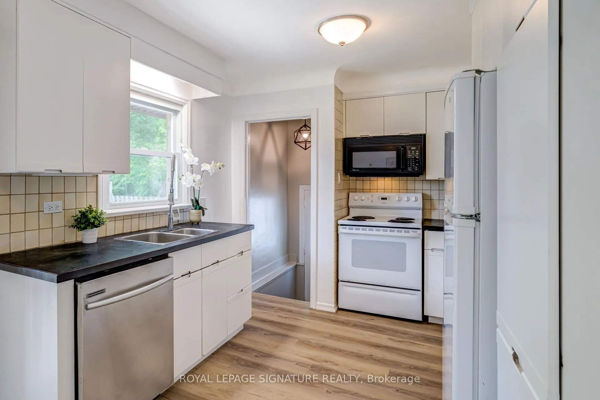 Photo 16 of 14 Caroline Street, St. Catharines, Glendale/Glenridge — HOMEH