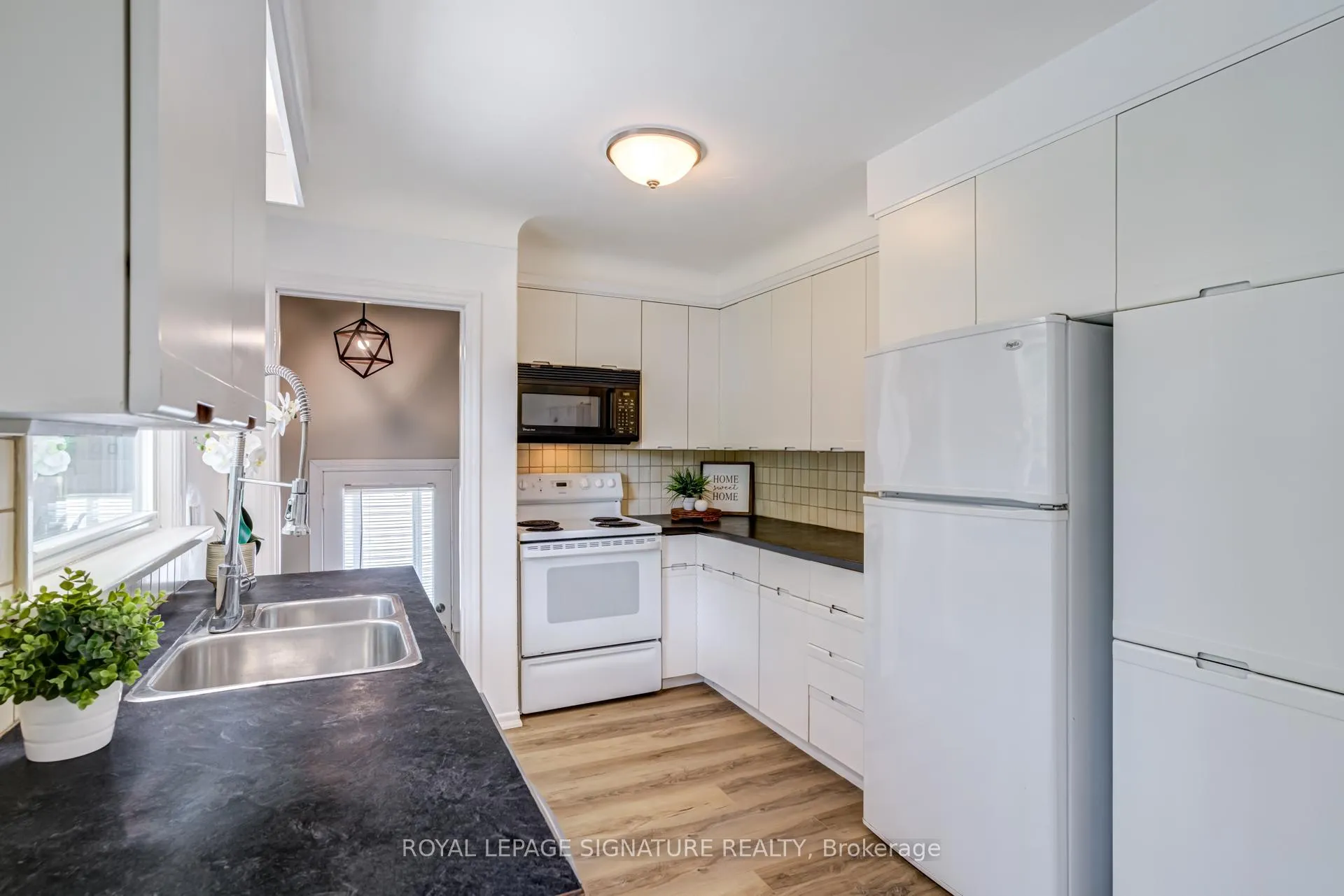 Photo 17 of 14 Caroline Street, St. Catharines, Glendale/Glenridge — HOMEH