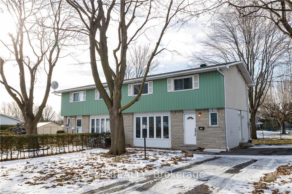 Photo 1 of 24B Aldercrest Drive, Ottawa, Meadowlands/Crestview — HOMEH