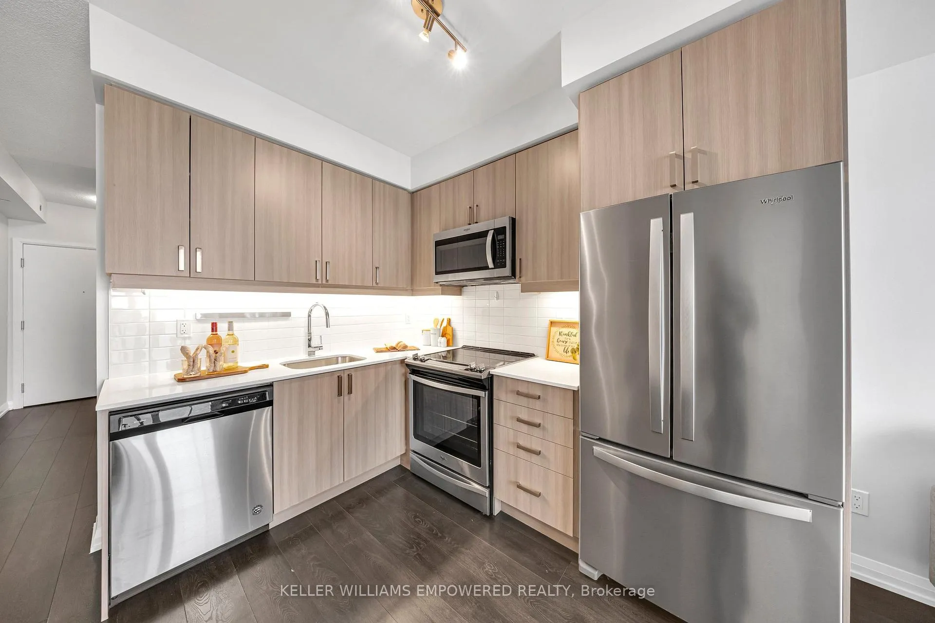 Photo 5 of Unit 1812, 7895 Jane Street, Vaughan, Concord — HOMEH
