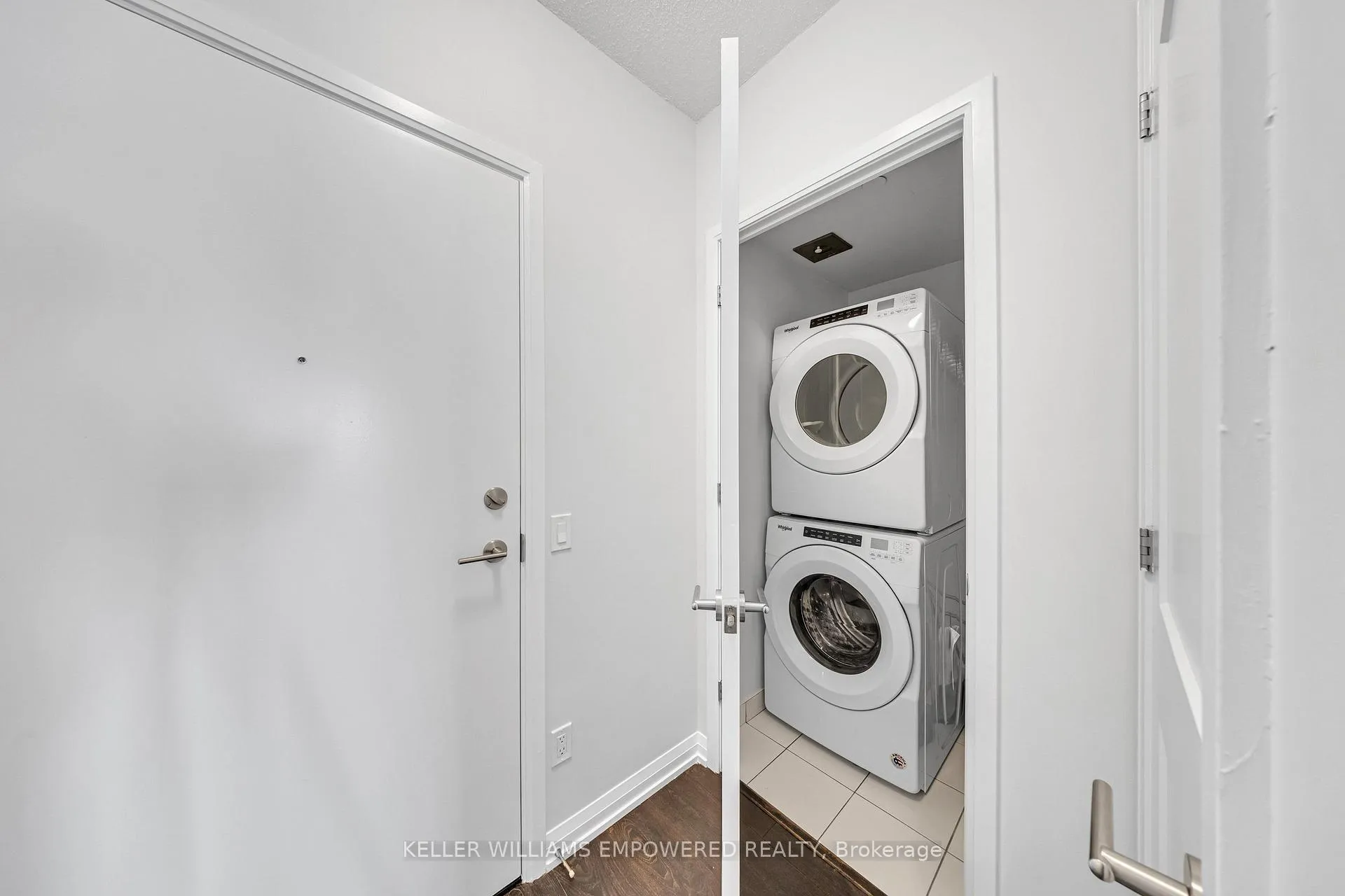 Photo 13 of Unit 1812, 7895 Jane Street, Vaughan, Concord — HOMEH