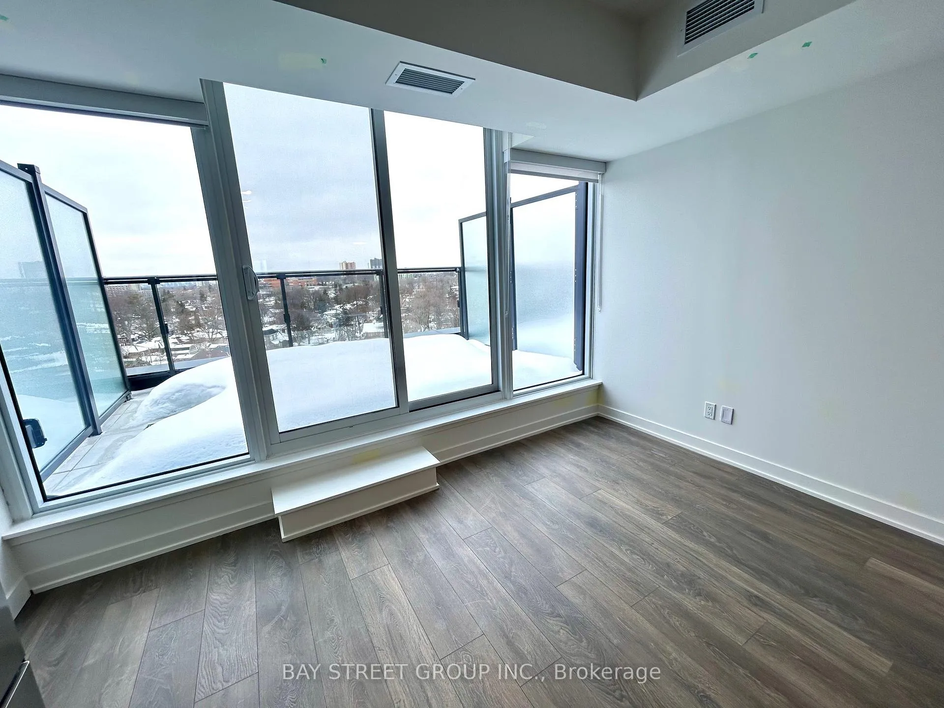Photo 9 of Unit 805, 2 Manderley Drive, Scarborough, Birchcliffe-Cliffside — HOMEH