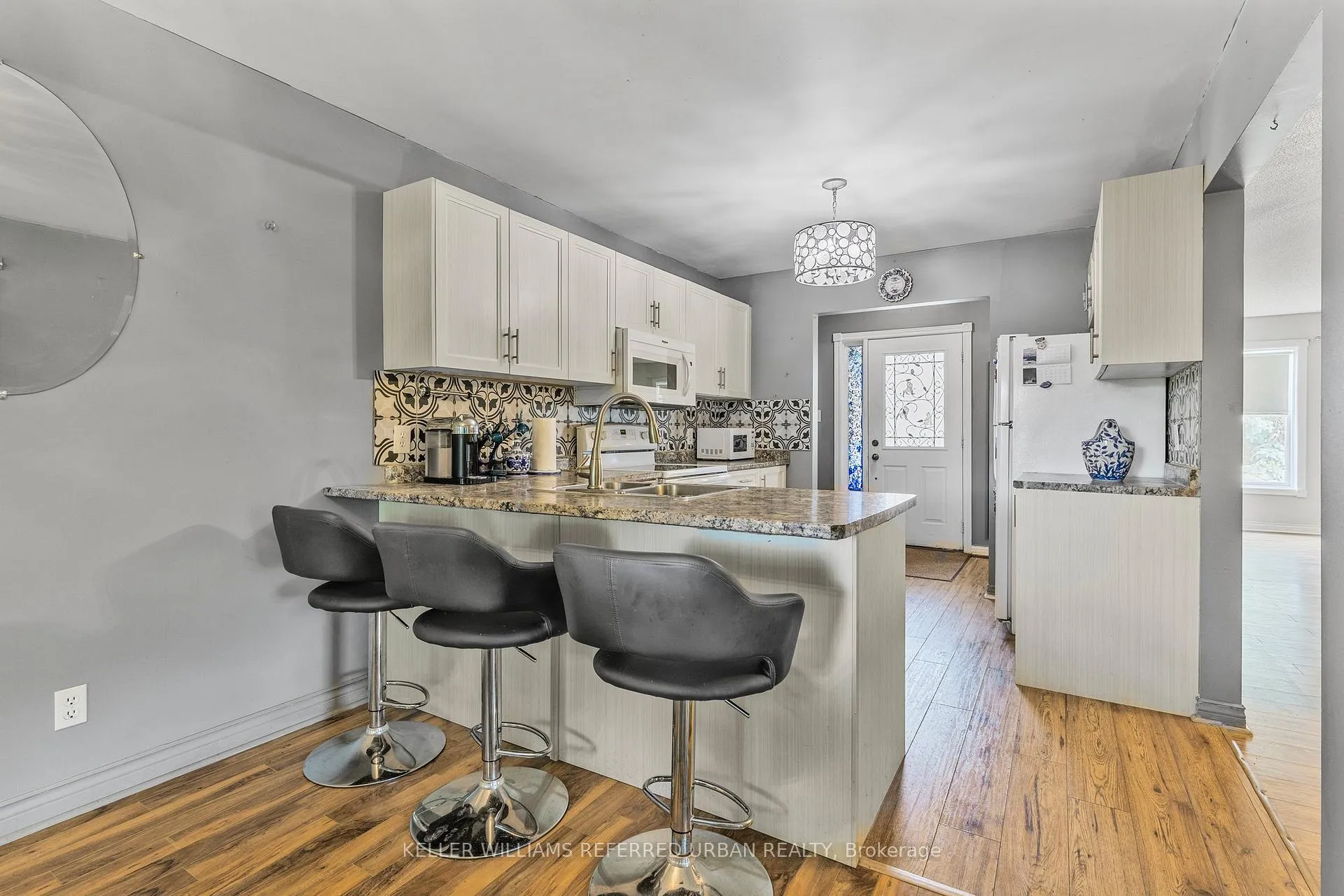 Photo 7 of 31 John Dillingno Street, Tay, Victoria Harbour — HOMEH