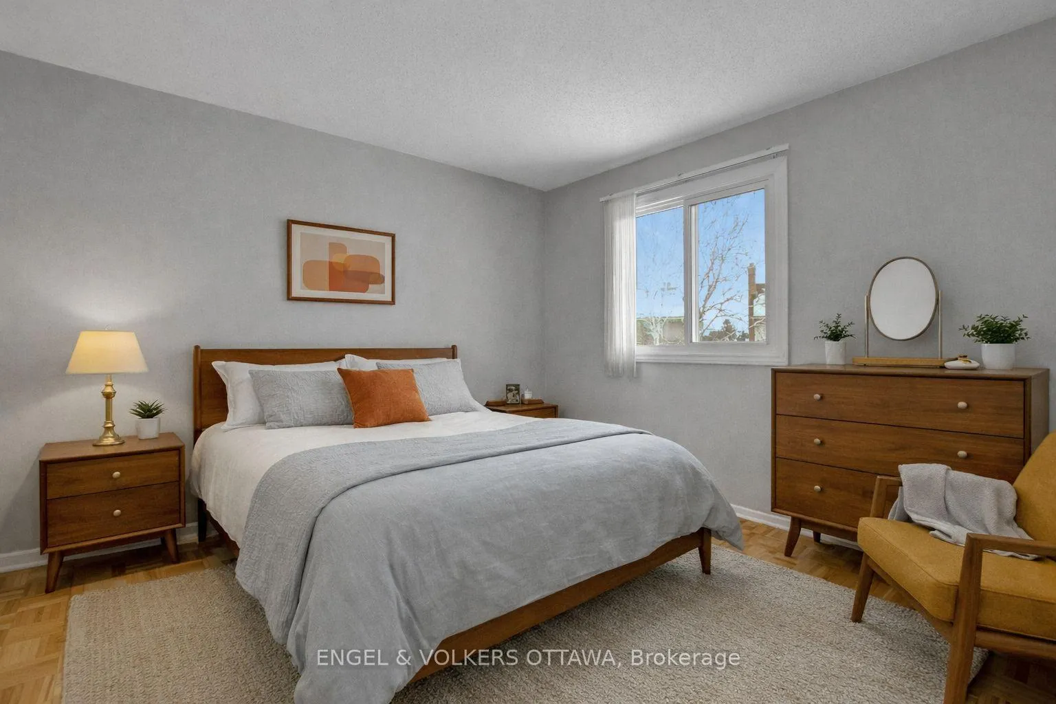 Photo 34 of 1016 Driftwood Crescent, Ottawa, Convent Glen — HOMEH