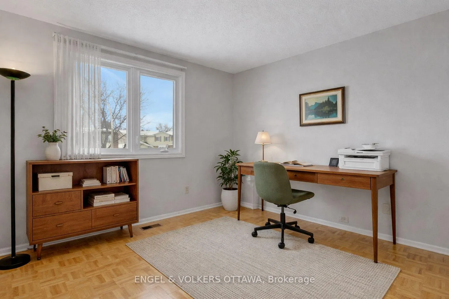 Photo 36 of 1016 Driftwood Crescent, Ottawa, Convent Glen — HOMEH