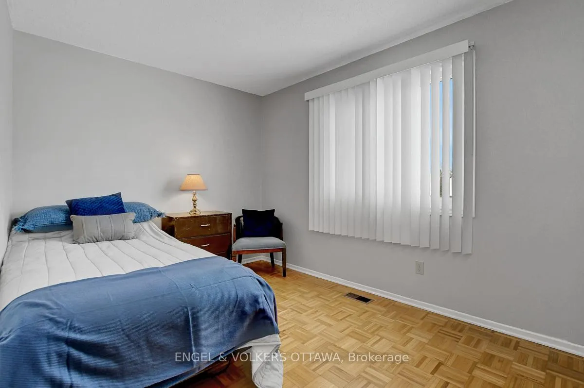 Photo 38 of 1016 Driftwood Crescent, Ottawa, Convent Glen — HOMEH