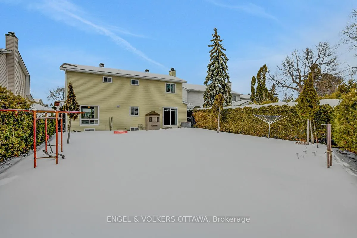 Photo 48 of 1016 Driftwood Crescent, Ottawa, Convent Glen — HOMEH