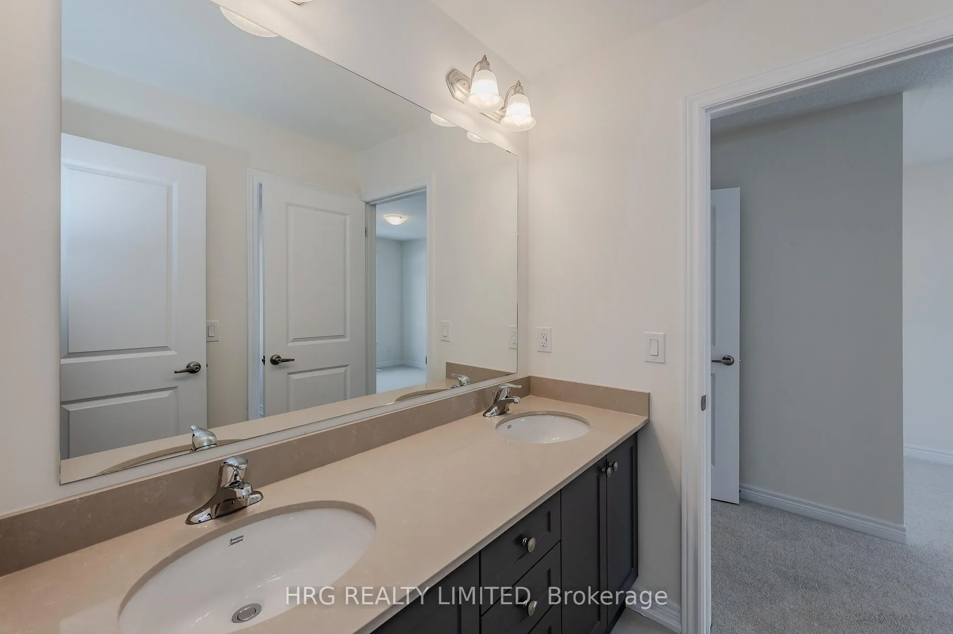 Photo 18 of 262 Histand Trail E, Kitchener — HOMEH