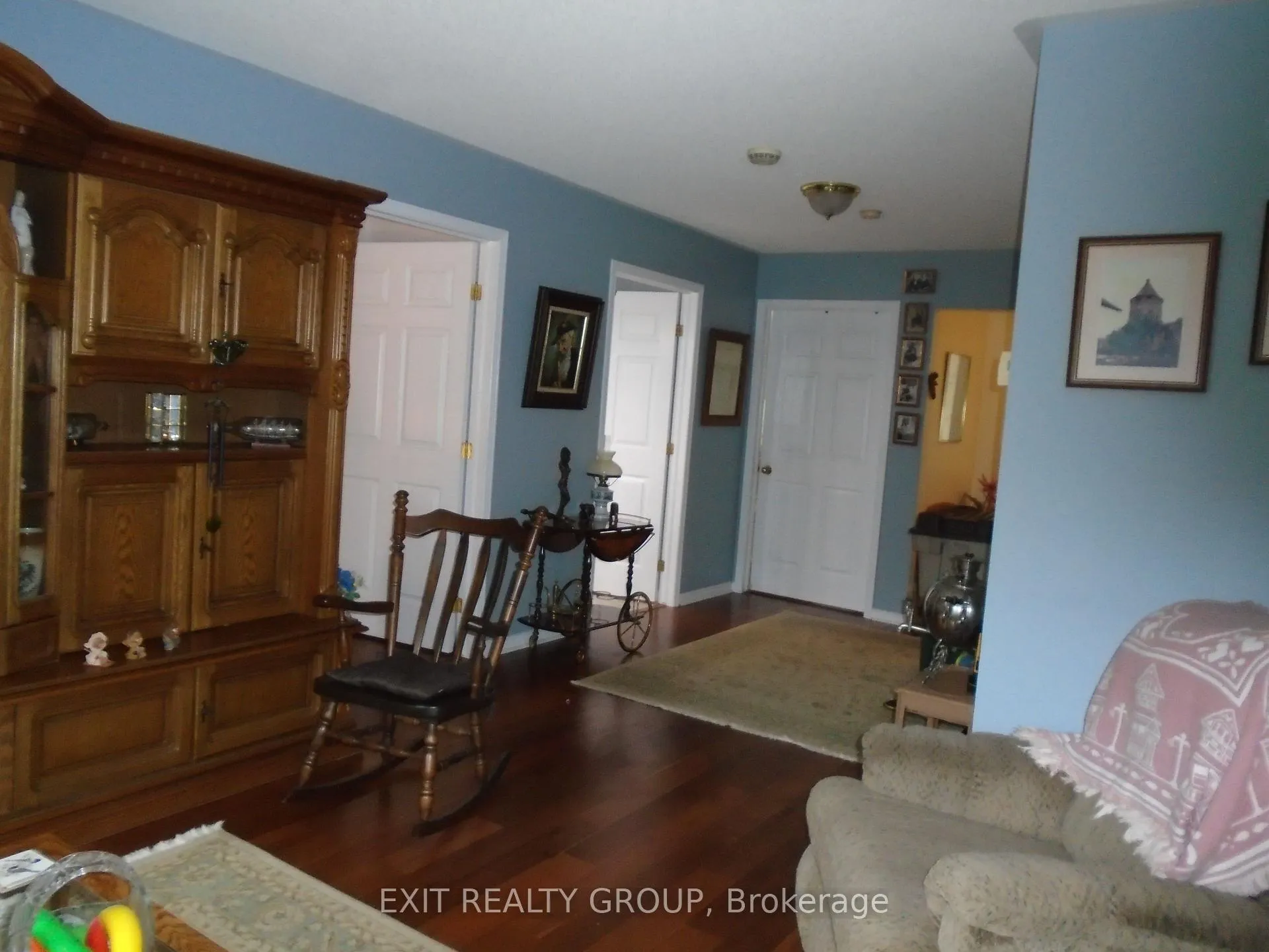 Photo 3 of 33 Cretney Drive, Prince Edward County, Wellington — HOMEH