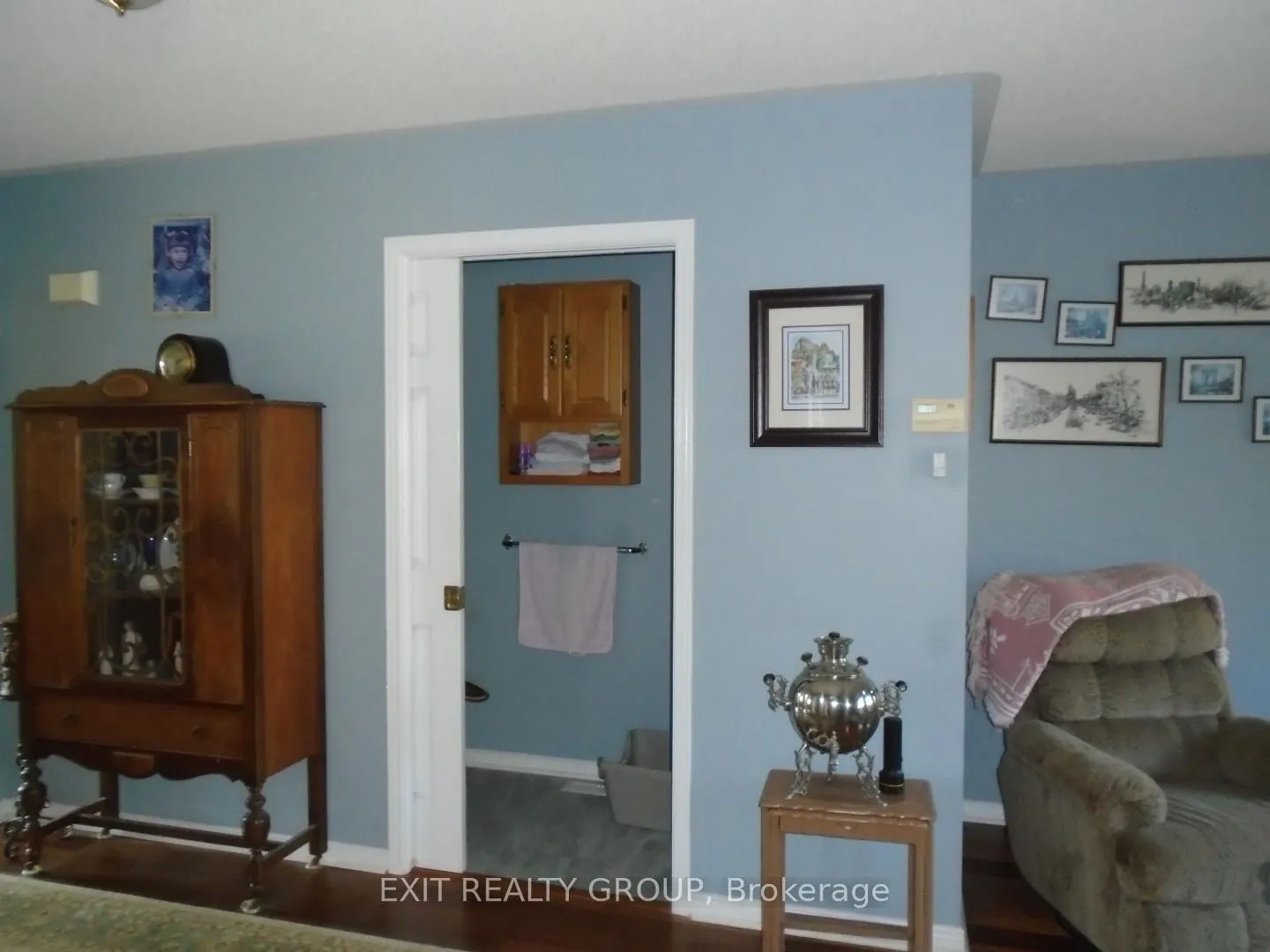 Photo 12 of 33 Cretney Drive, Prince Edward County, Wellington — HOMEH