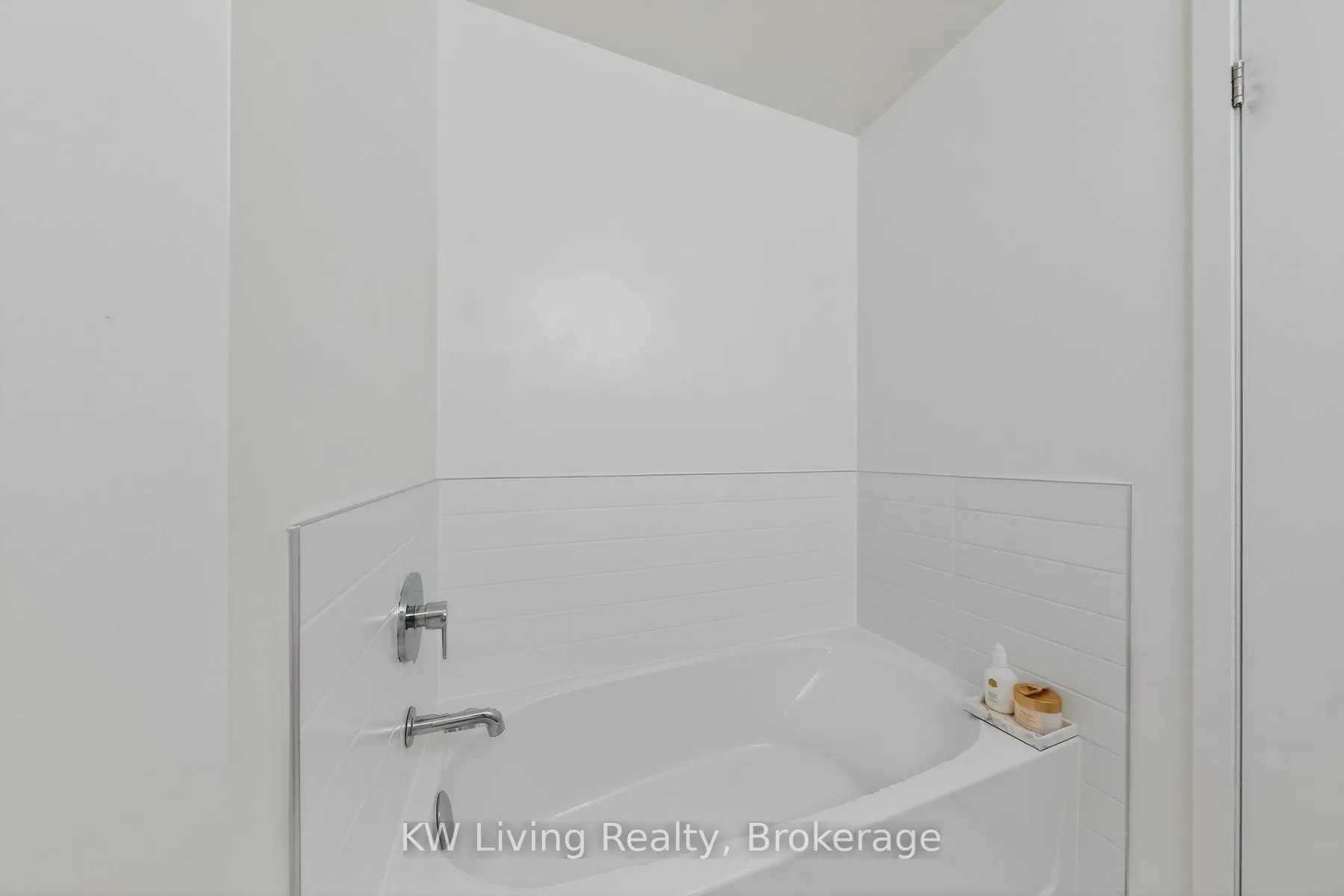 Photo 19 of Unit 1606, 8119 Birchmount Road, Markham, Unionville — HOMEH