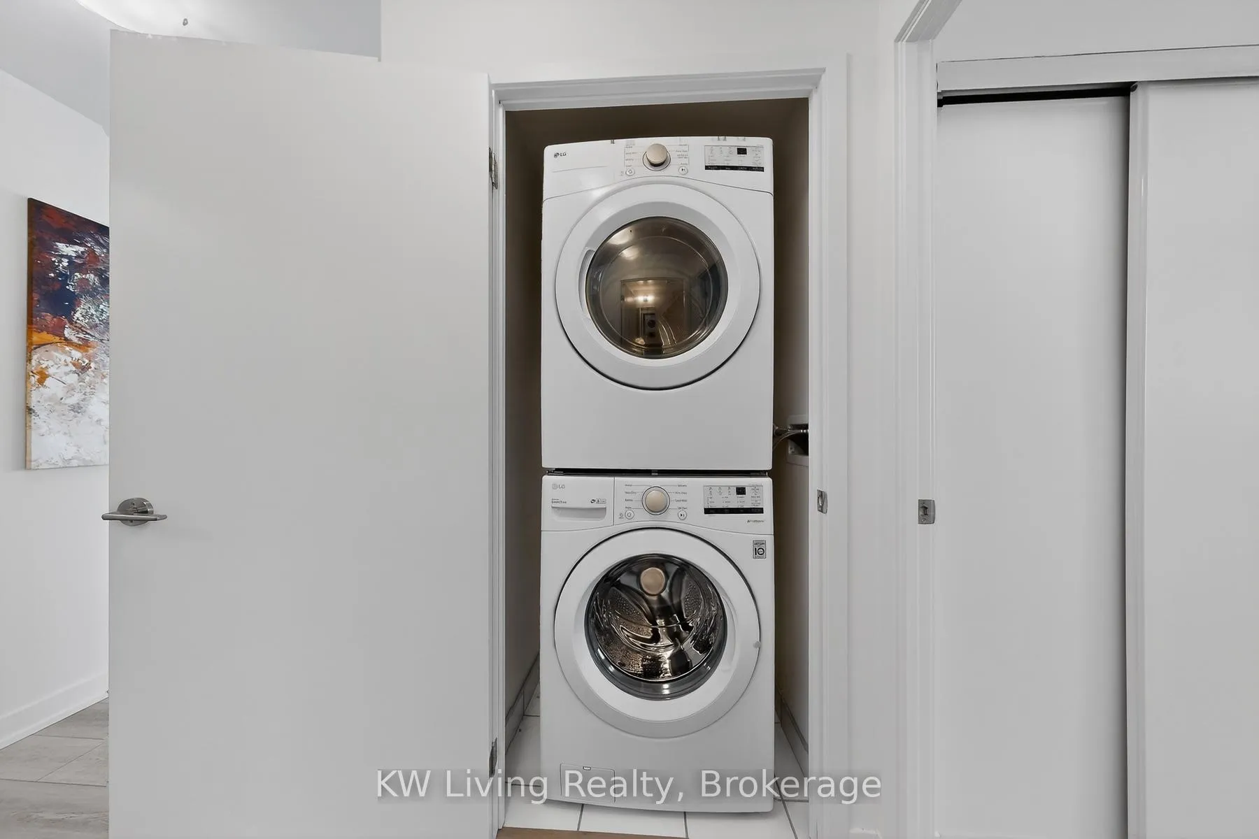 Photo 22 of Unit 1606, 8119 Birchmount Road, Markham, Unionville — HOMEH
