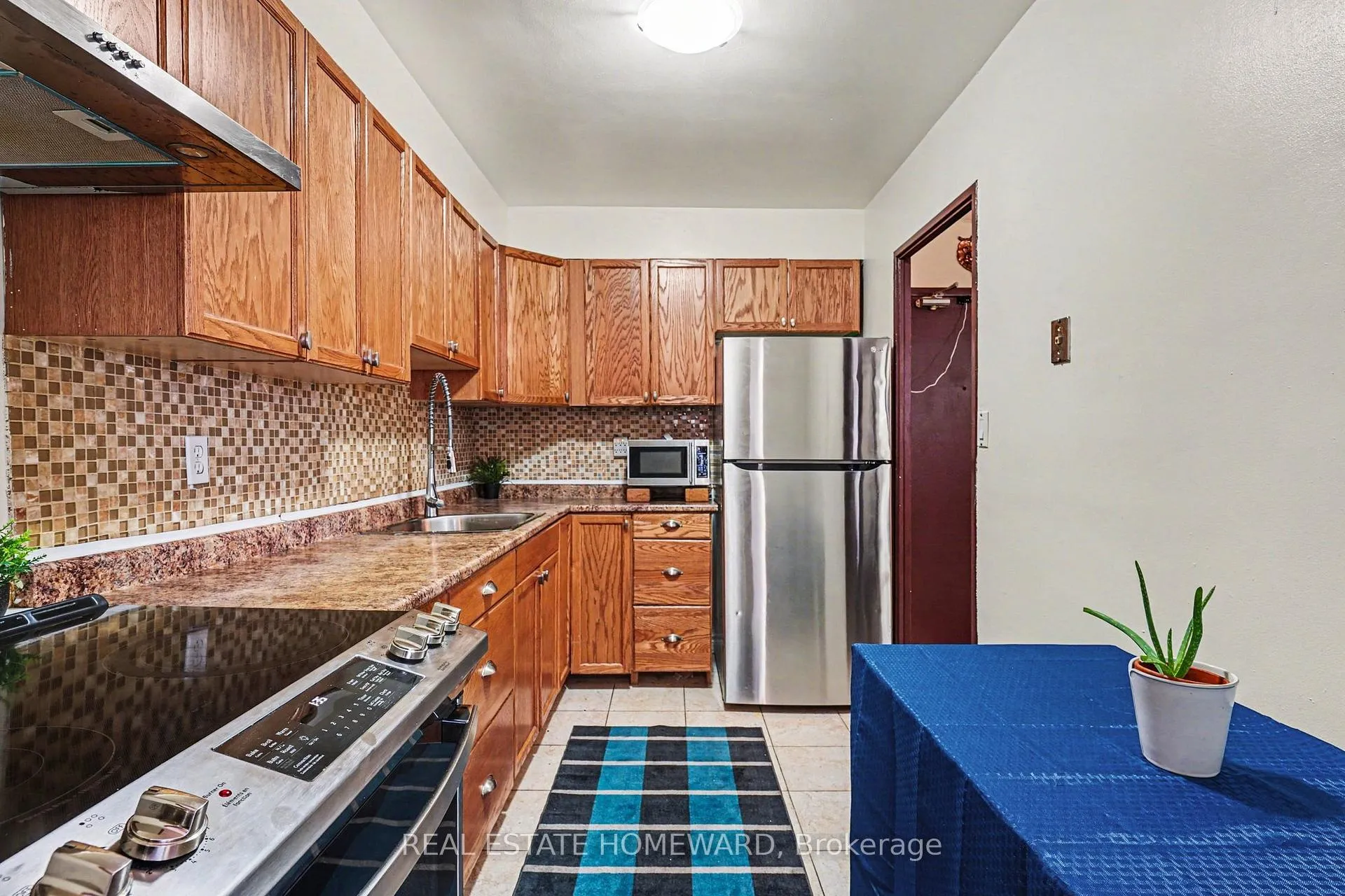 Photo 10 of Unit 1503, 5 Massey Square, Toronto, Crescent Town — HOMEH