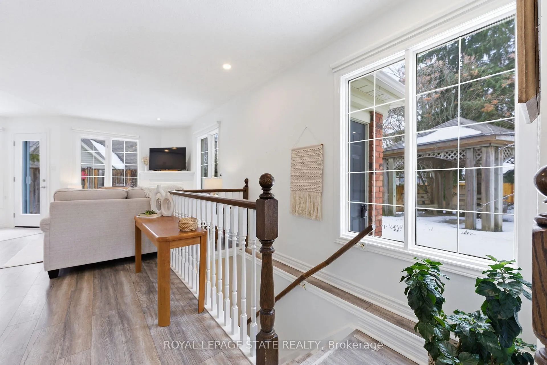 Photo 6 of Unit 13, 175 Fiddlers Green Road, Hamilton, Ancaster — HOMEH