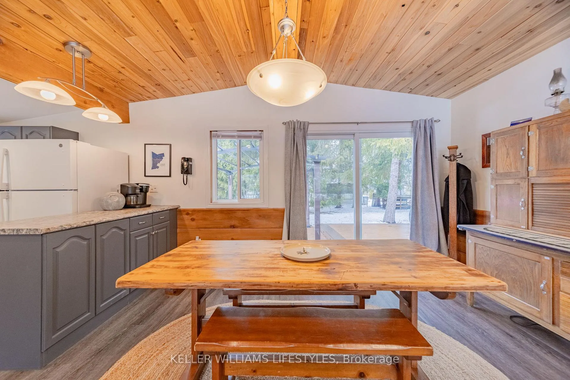 Photo 11 of 33736 Staffa Road, Bluewater, Stanley — HOMEH