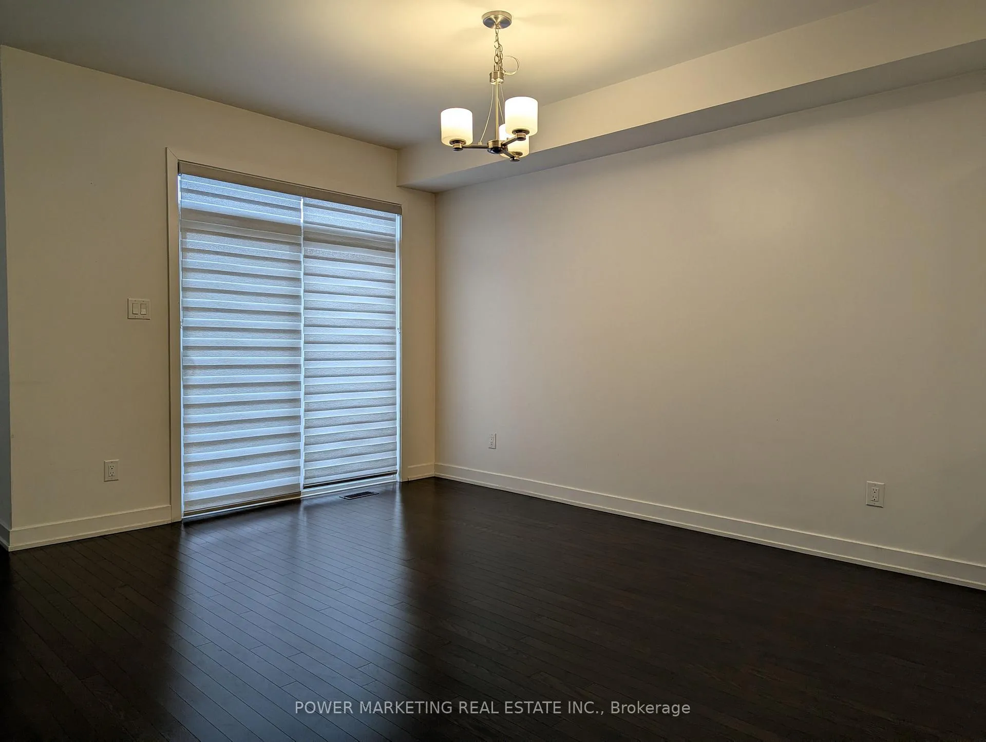 Photo 7 of 332 Monticello Avenue, Ottawa, Kanata - Emerald Meadows/Trailwest — HOMEH