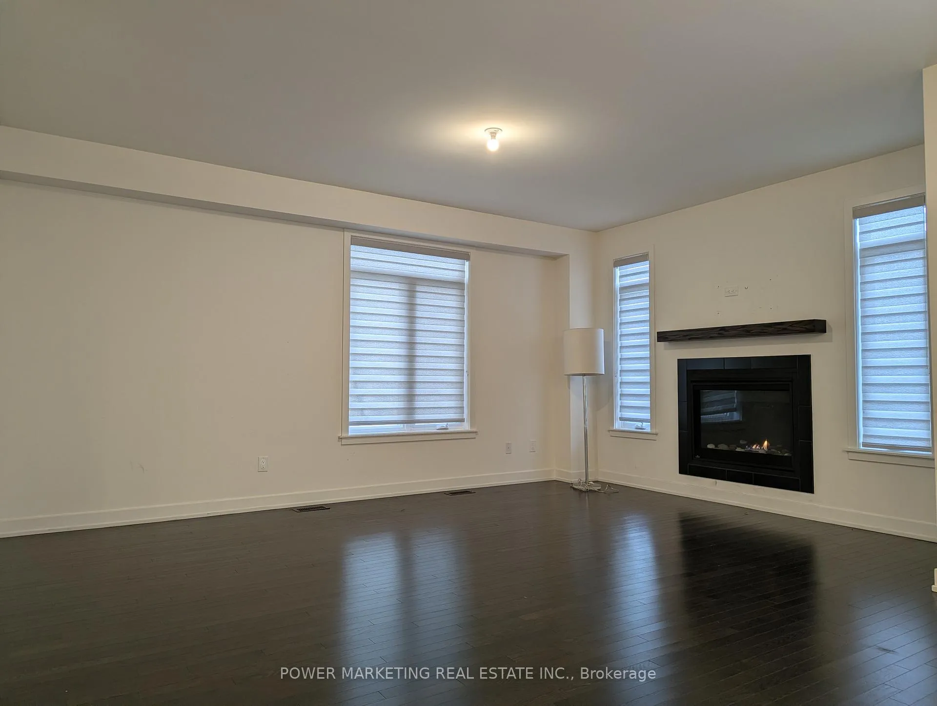 Photo 8 of 332 Monticello Avenue, Ottawa, Kanata - Emerald Meadows/Trailwest — HOMEH