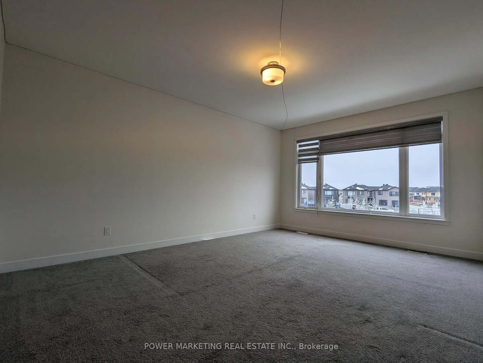 Photo 10 of 332 Monticello Avenue, Ottawa, Kanata - Emerald Meadows/Trailwest — HOMEH