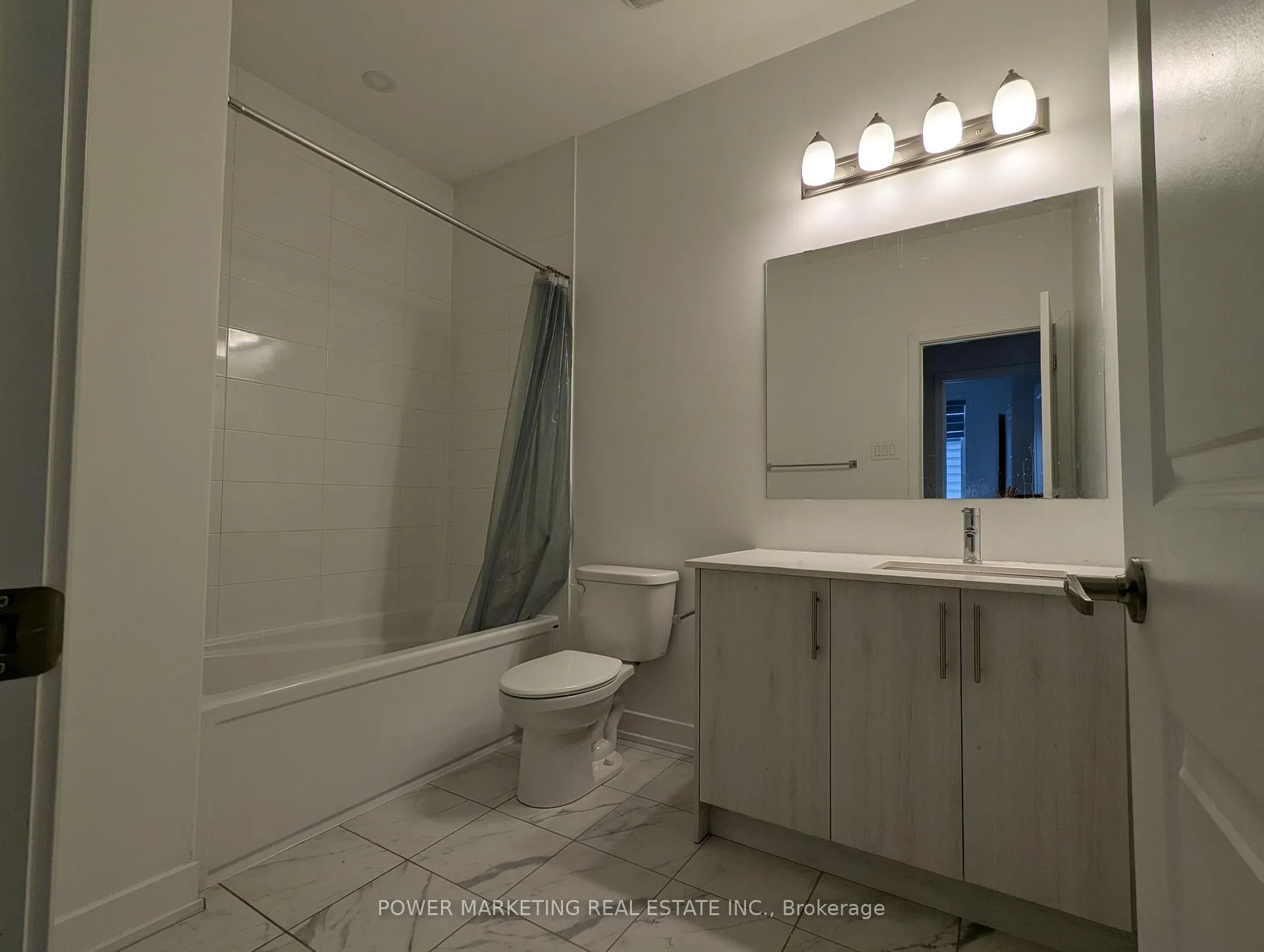 Photo 15 of 332 Monticello Avenue, Ottawa, Kanata - Emerald Meadows/Trailwest — HOMEH