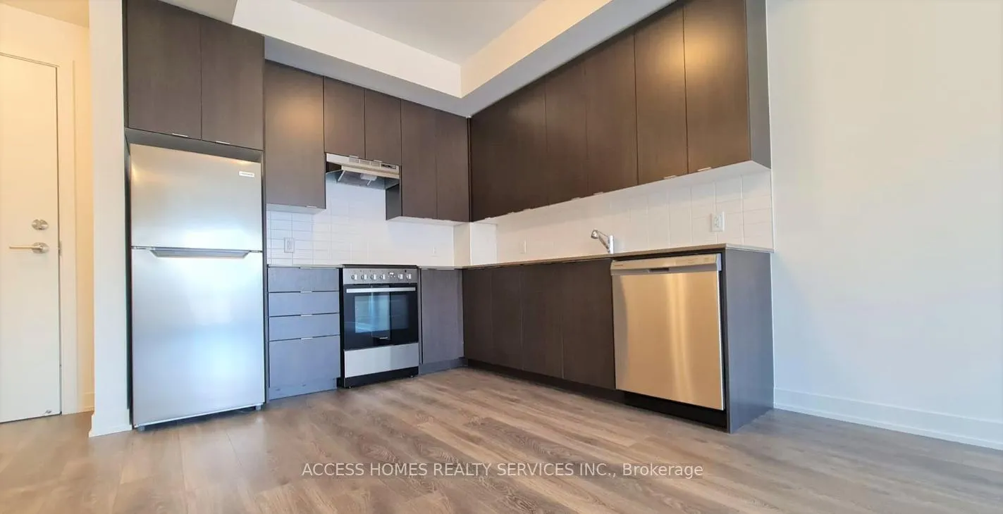 Photo 3 of Unit 216, 58 Sky Harbour Drive, Brampton, Brampton West — HOMEH
