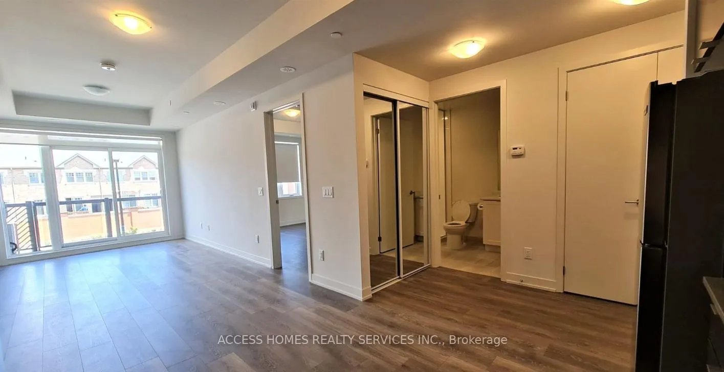 Photo 7 of Unit 216, 58 Sky Harbour Drive, Brampton, Brampton West — HOMEH
