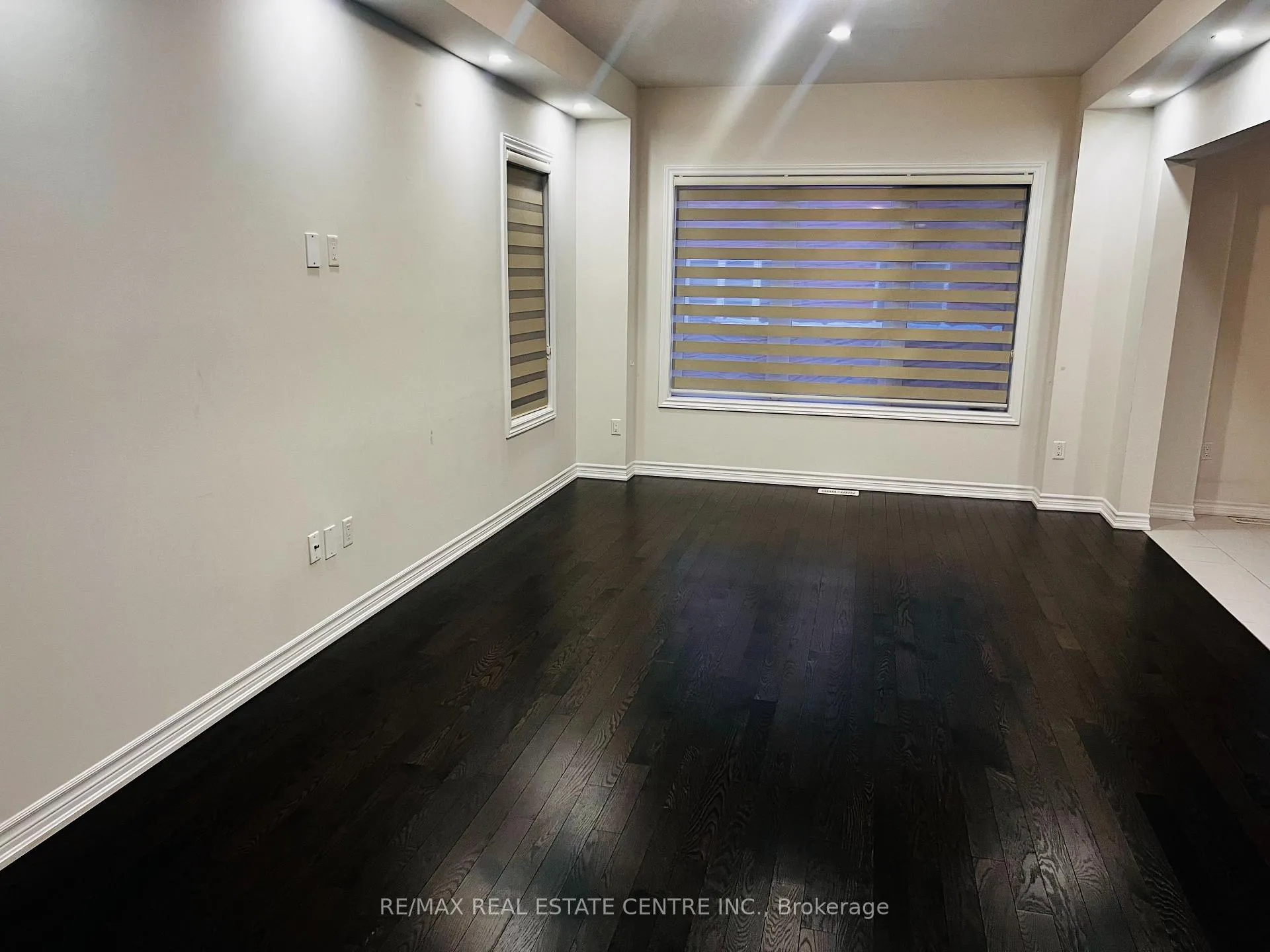 Photo 8 of 13 Maynada Road, Brampton, Northwest Brampton — HOMEH