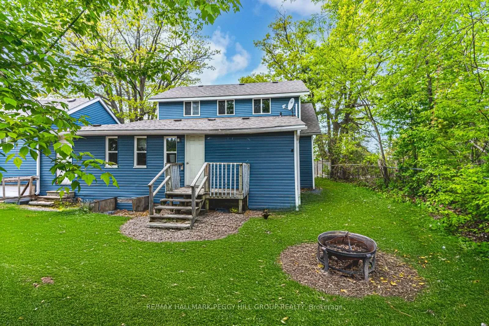 Photo 19 of 711 Mosley Street, Wasaga Beach — HOMEH