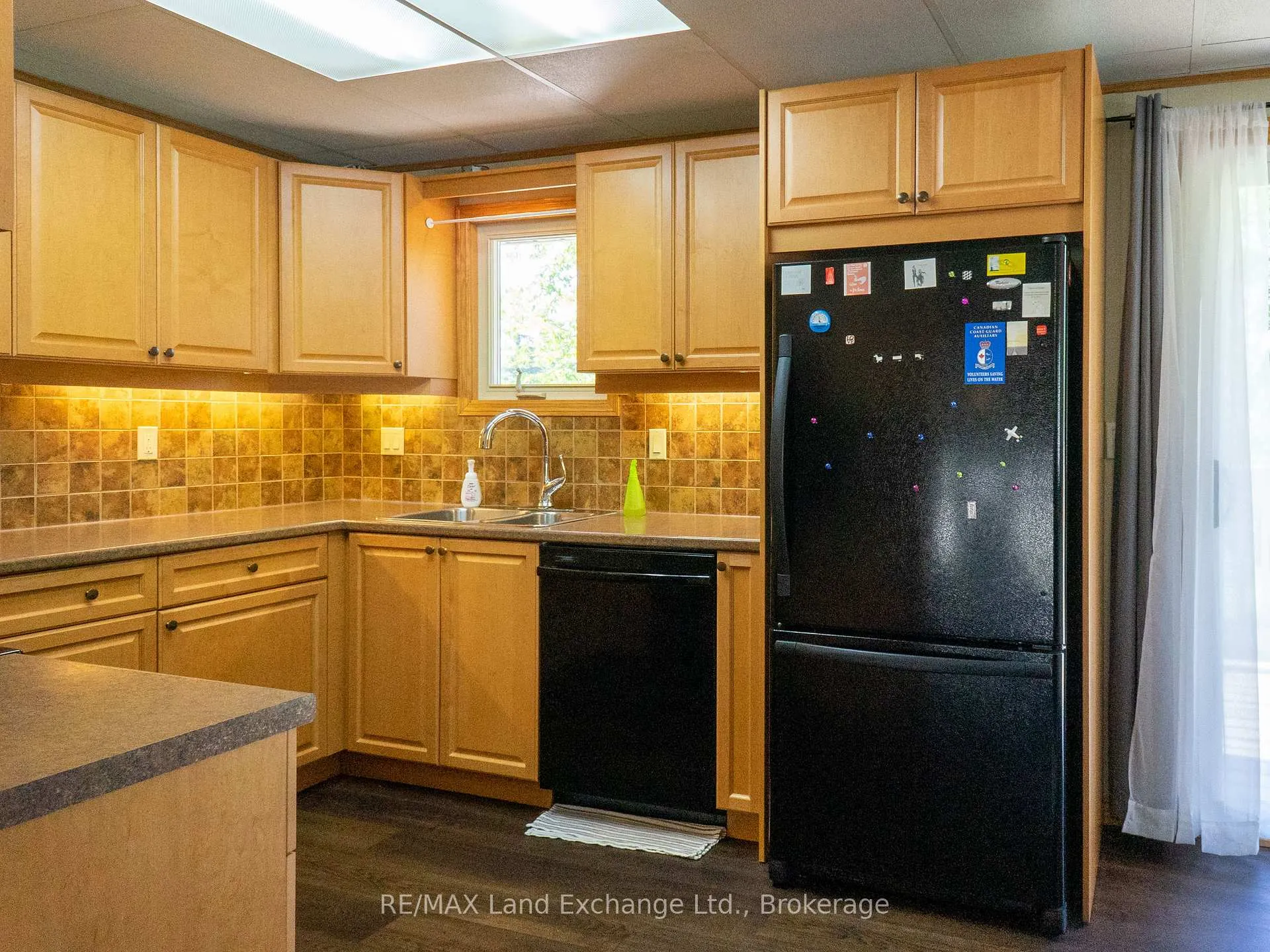 Photo 14 of 5 Macgregor Beach Road, Kincardine — HOMEH